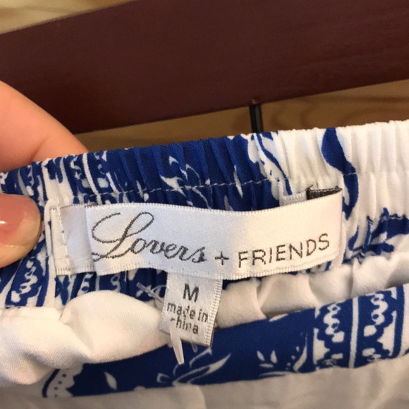 Lovers and Friends Sasha Printed Floral Shorts Size Medium - Picture 5 of 8